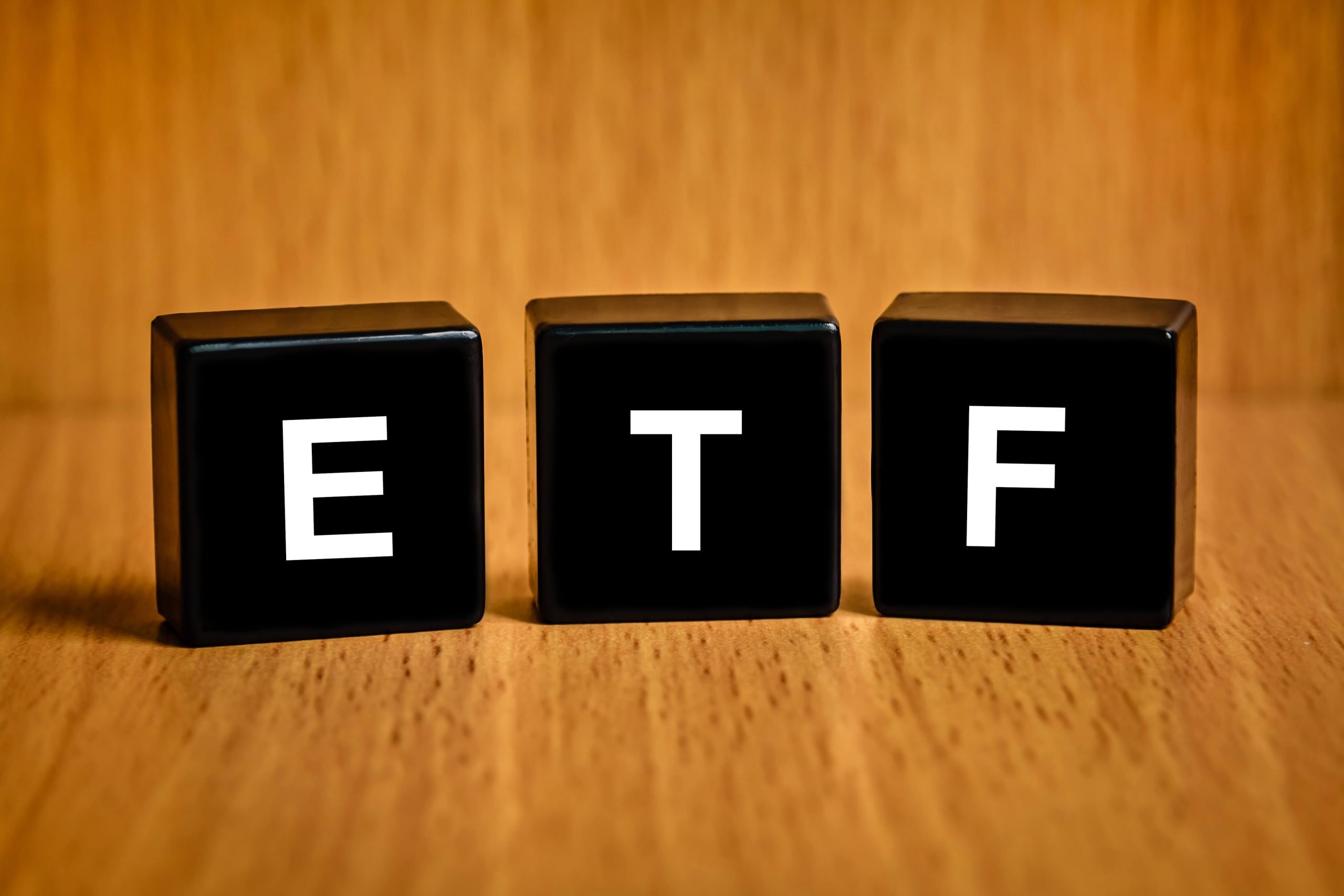 Al momento stai visualizzando ETF: cosa sono e come funzionano?